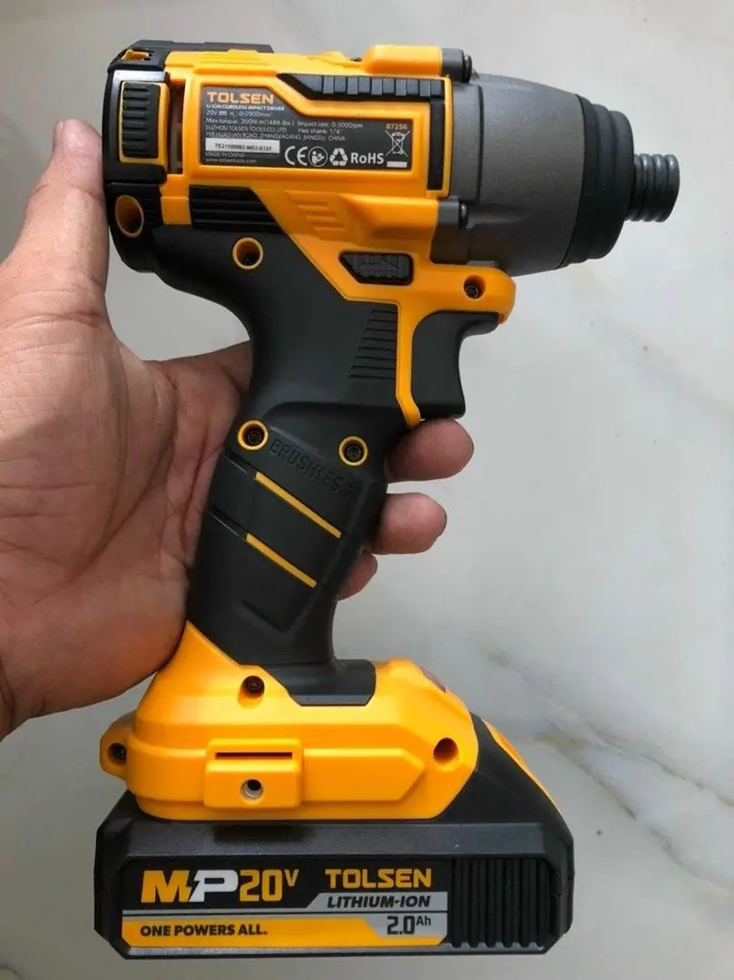 Шуруповерт аккумуляторный Tolsen 87256