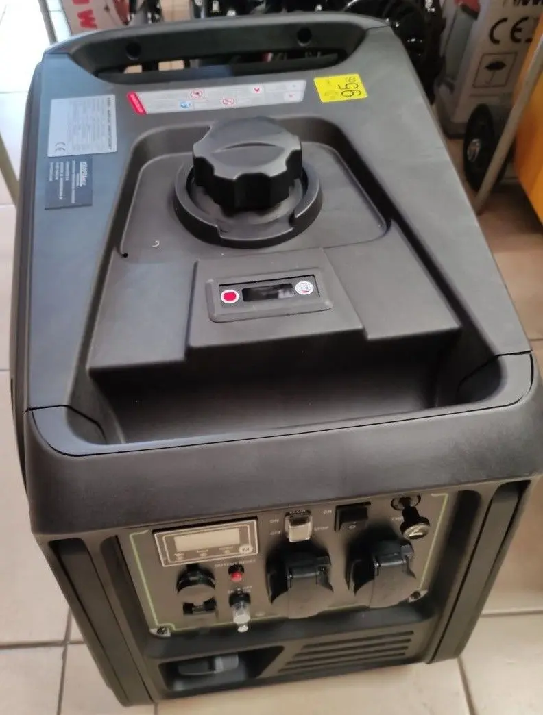 Инверторный бензиновый генератор Kraft&Dele KD686 (Black/Green) - 2