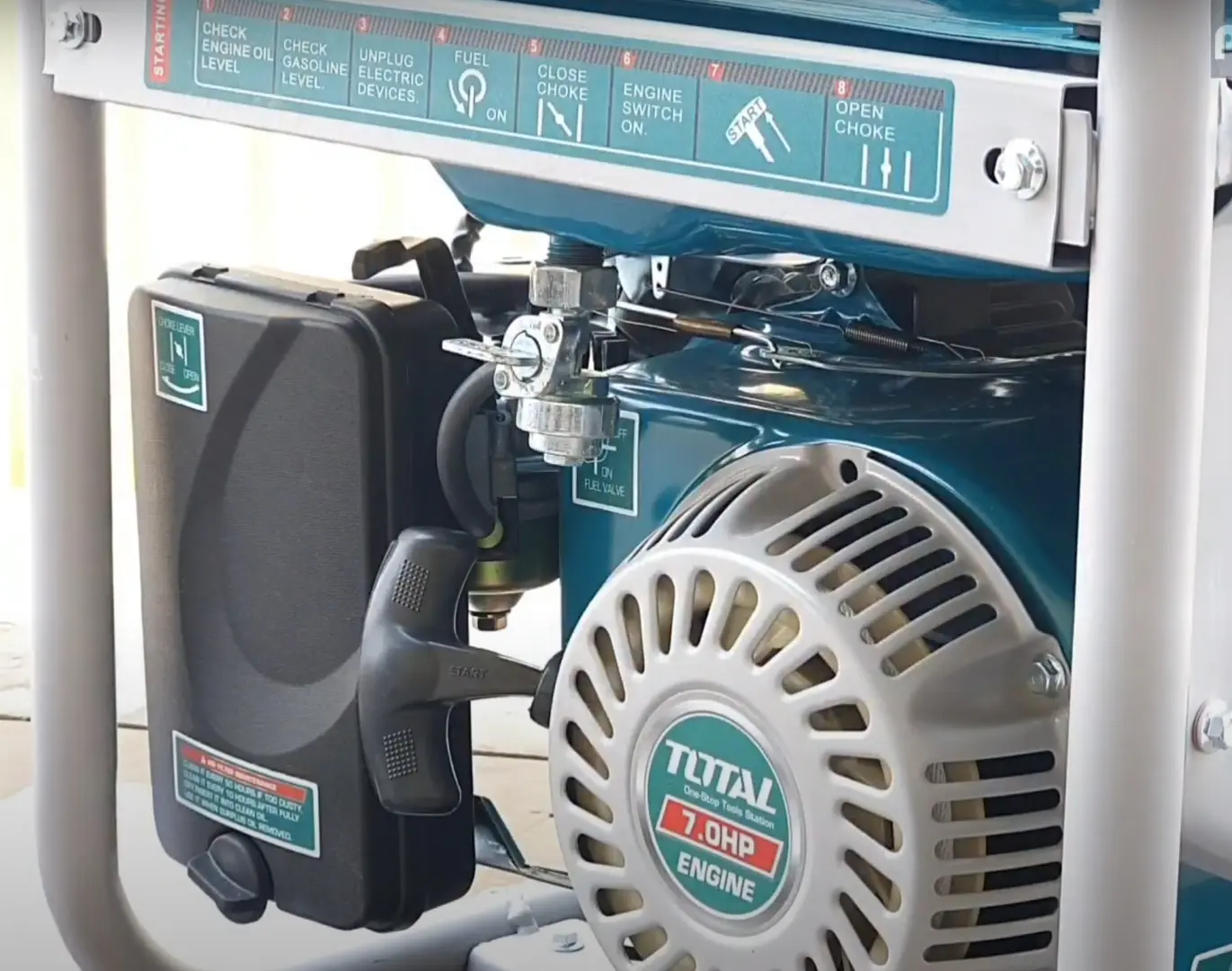 Генератор бензиновый Total TP130005