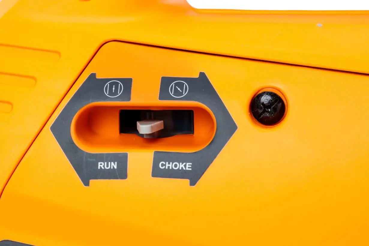 Generator pe benzina cu invertor Villager VGI 1060