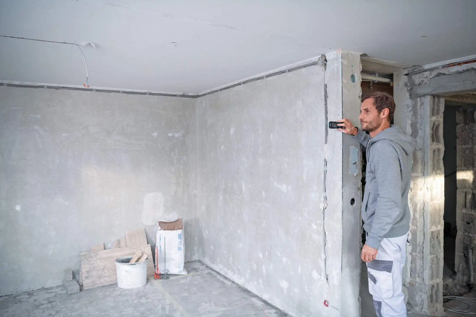 Telemetru cu laser Bosch Professional GLM 50-27 CG + BA 3.7V 1.0Ah A + Acc