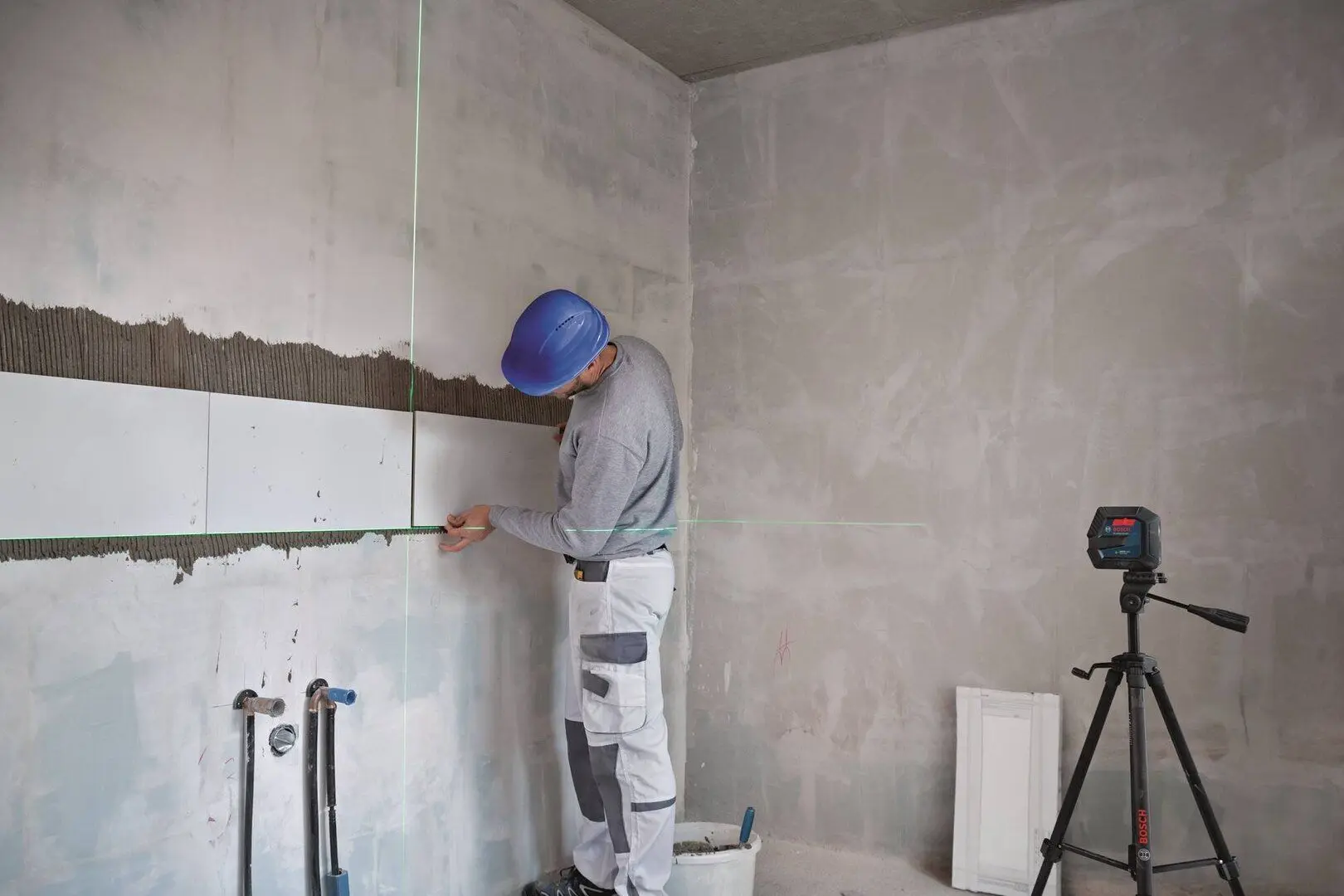 Nivela cu laser Bosch Professional GLL 2-15 G + LB 10