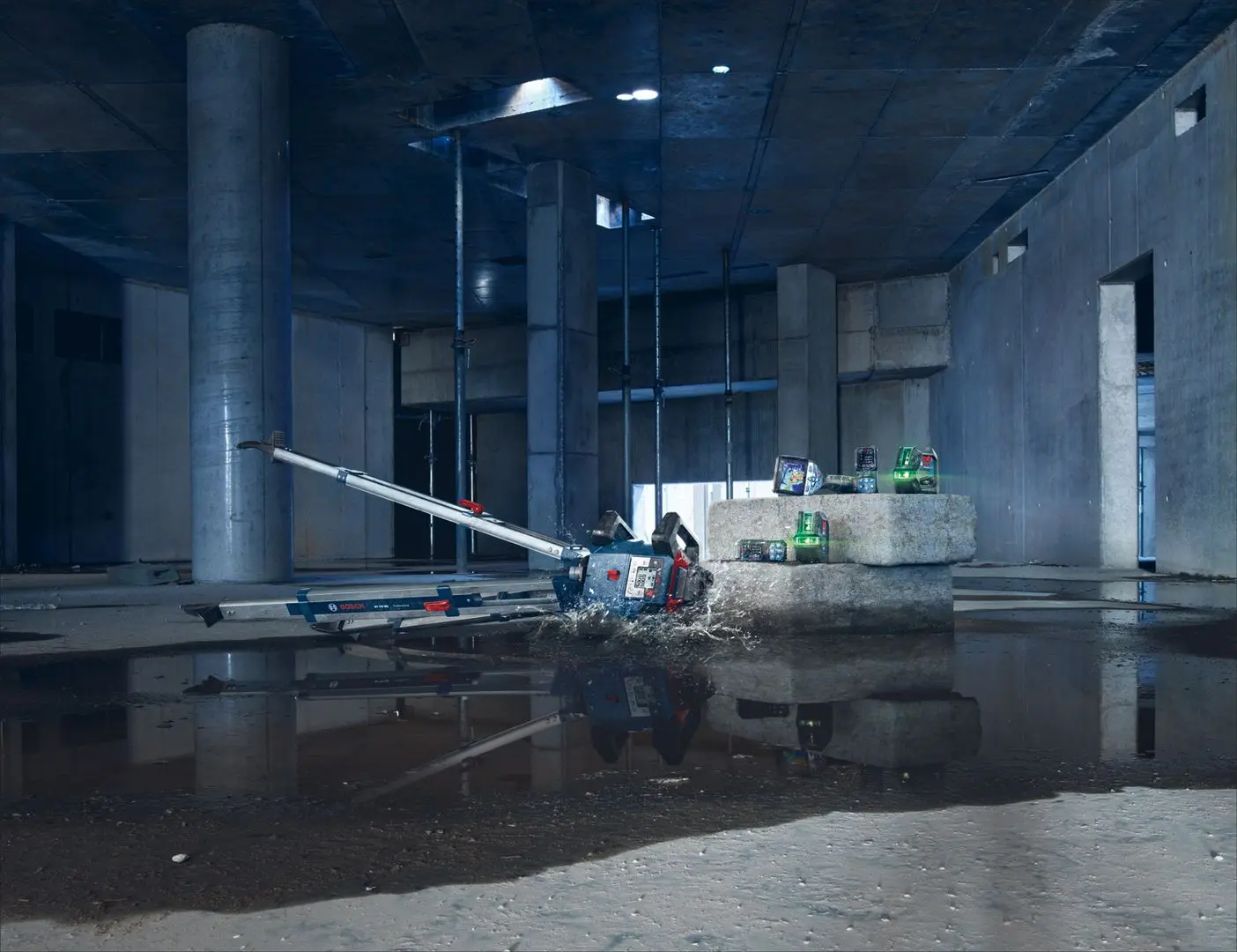 Лазерный нивелир Bosch Professional GLL 2-15 G + LB 10 + DK 10 + Case