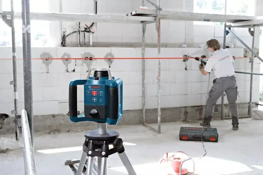 Лазерный нивелир Bosh Professional GRL 300 HV + BT 300 + GR 240