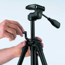 Trepied pentru nivela cu laser Bosch BT 150 Professional Tripod Thumb