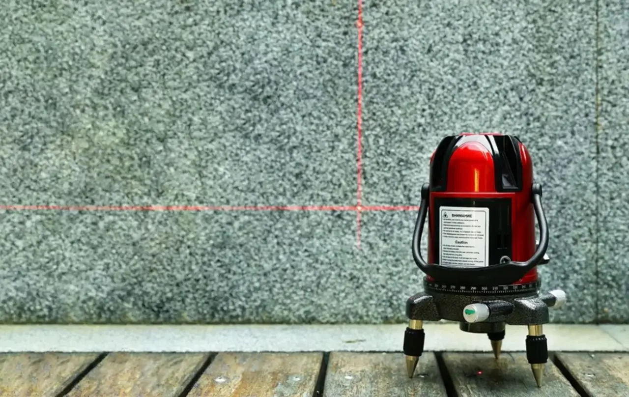 Nivela cu laser Deko Tools LL57R - 3