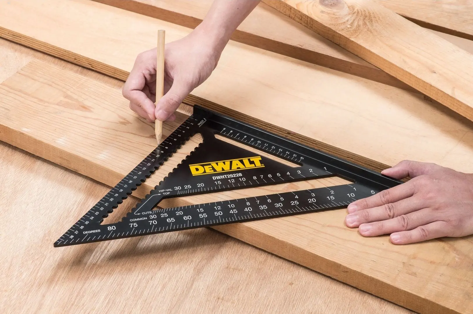 Goniometru Dewalt DWHT25227-0