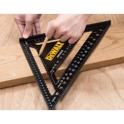 Goniometru Dewalt DWHT25228-0 Thumb