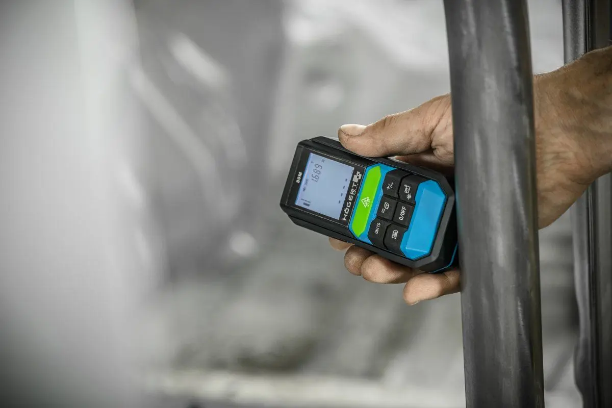 Telemetru laser Hoegert HT4M324