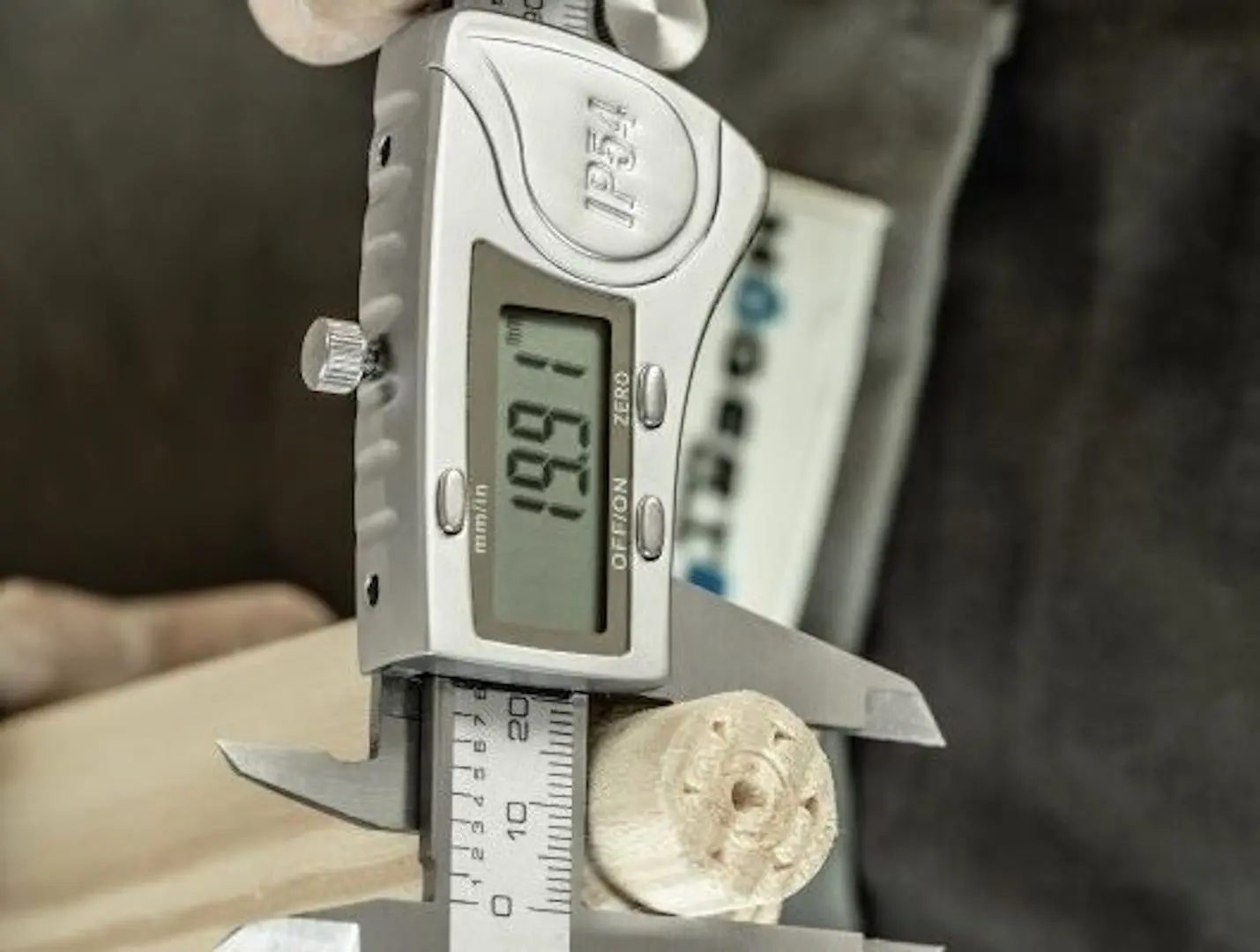 Subler Hoegert HT4M274