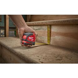 Ruleta Milwaukee Pro Compact C8/25 (Black/Red) Thumb