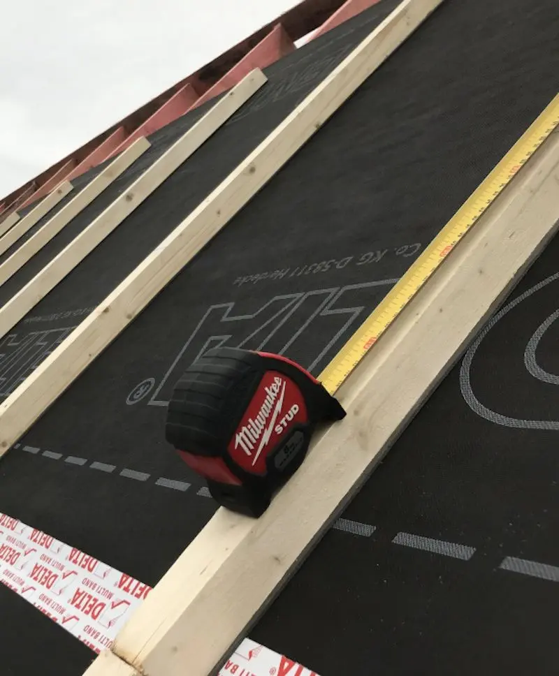 Ruleta Milwaukee Stud II 8m (Black/Red)