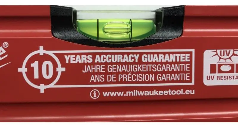Nivela pentru constructii Milwaukee Slim 40cm (Red)