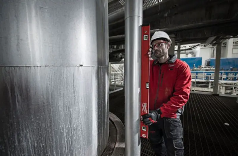 Строительный уровень Milwaukee Slim Box 120 (Red)