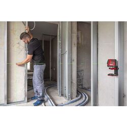 Лазерный нивелир Sola Crossline P2 Green Thumb