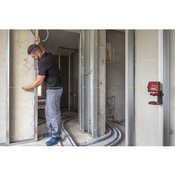 Лазерный нивелир Sola Crossline P2 Green Thumb