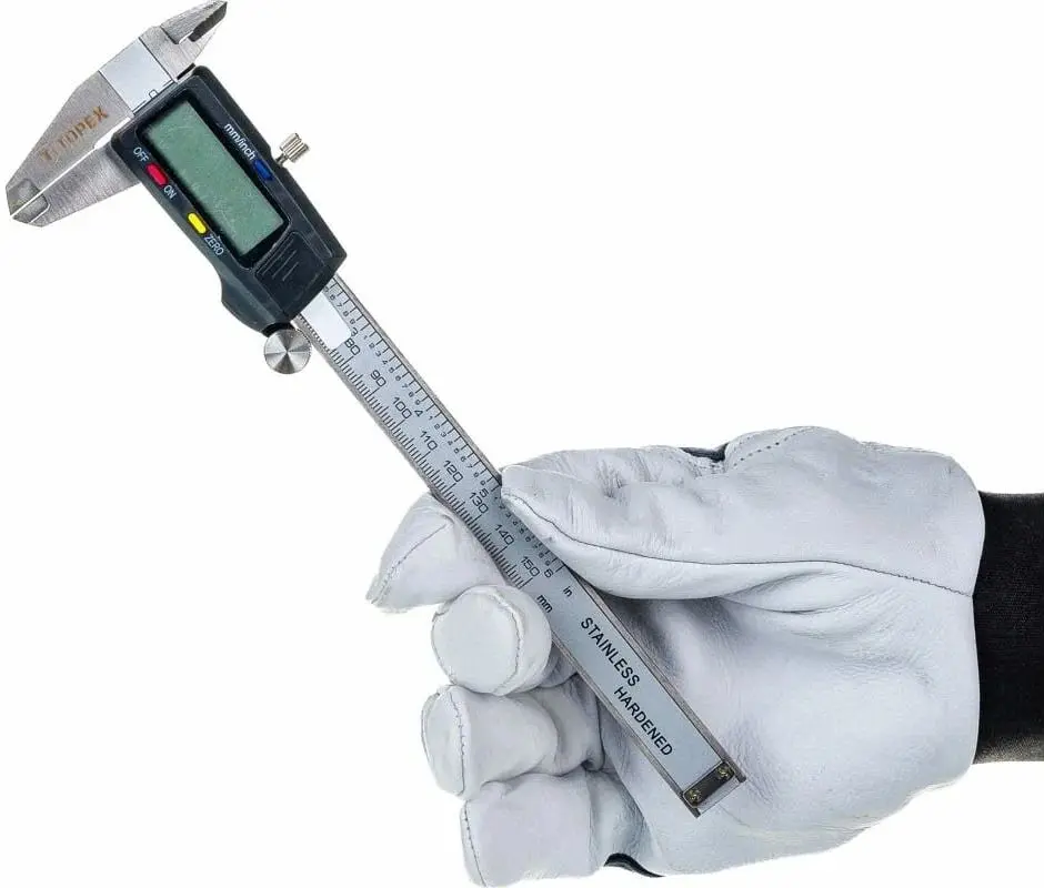 Электронный штангенциркуль Topex 31C628