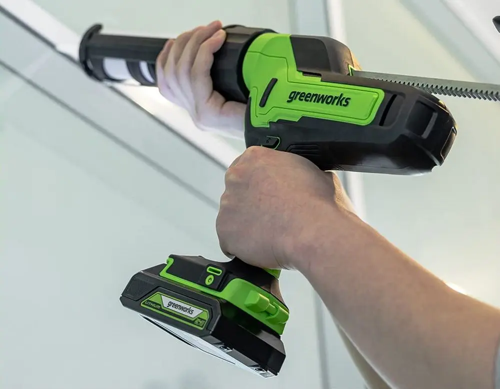 Pistol de calafat cu acumulator GreenWorks Force 2900N Solo