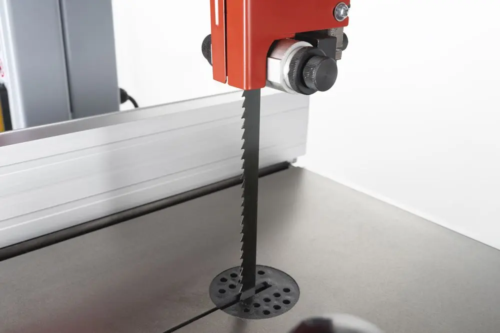 Ferastrau cu banda Holzmann HBS400 230V