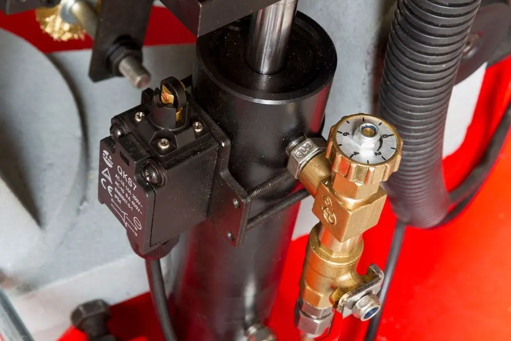 Fierestrau cu banda Holzmann BS275TOP 230V