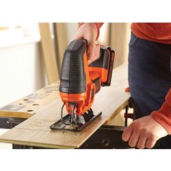 Лобзик аккумуляторный Black&Decker BDCJS18N-XJ (Black/Orange) Thumb