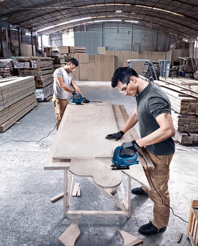 Ferastrau Bosch GST 700 (06012A7020)