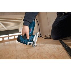 Ferestrău vertical Bosch Professional GST 150 CE Thumb