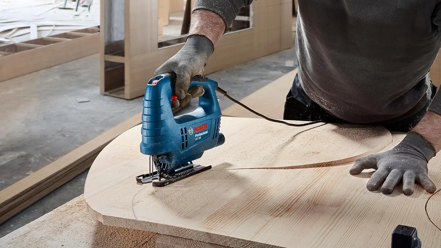 Лобзик Bosch Professional GST 680 (06015B4020) - 3