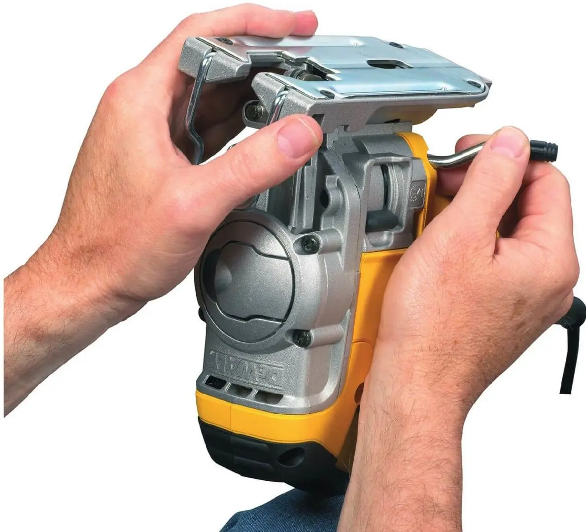 Лобзик DeWALT DW331KT