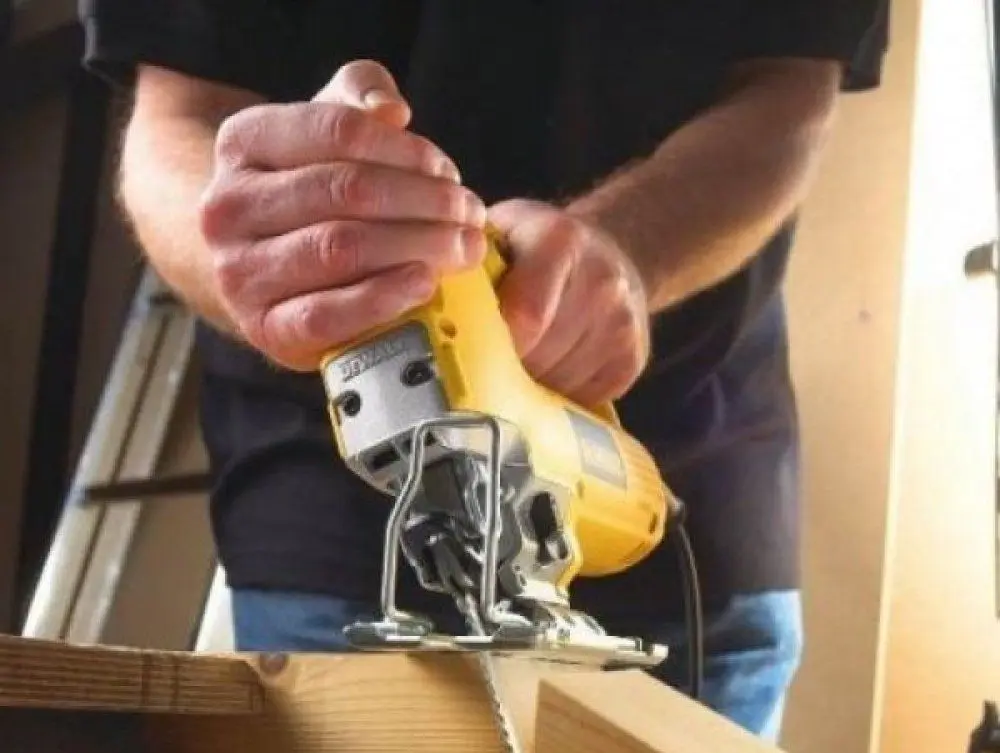 Ferastrau pendular Dewalt DW341K