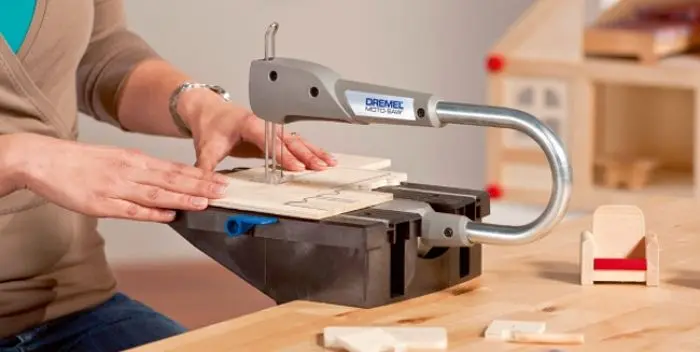 Лобзик Dremel Moto-Saw MS20