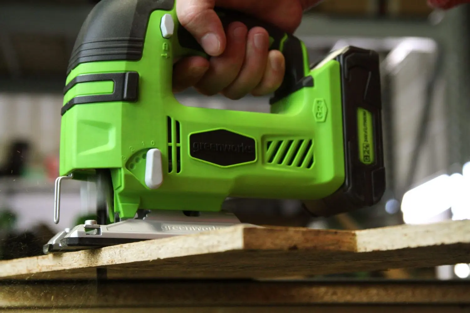 Ferastrau cu acumulator GreenWorks G24JS Solo