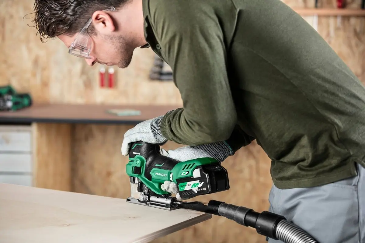 Fierastrau vertical cu acumulator Hikoki CJ36DBW2Z