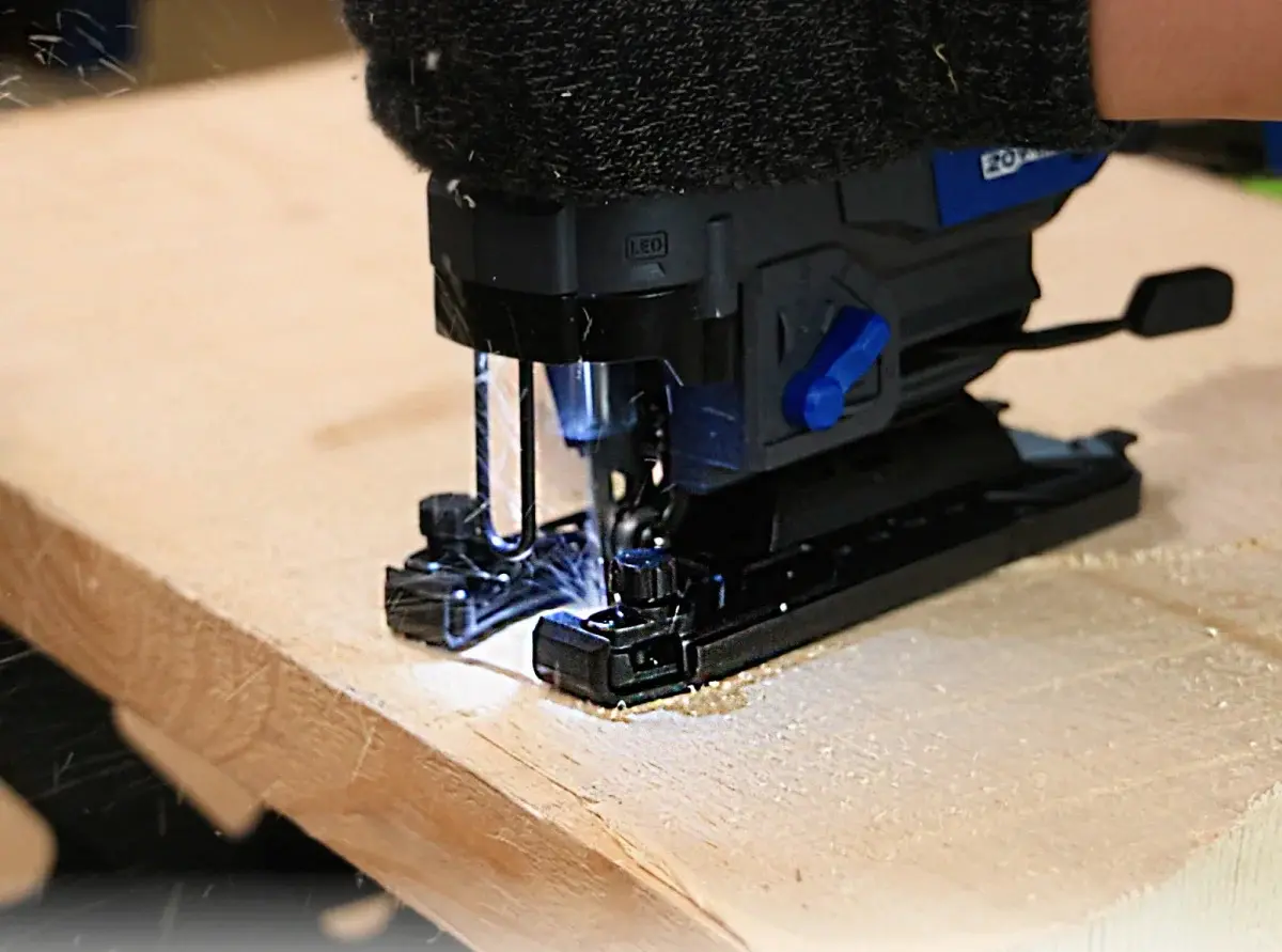 Fierastrau vertical cu acumulator Hyundai JS20X-26 Solo