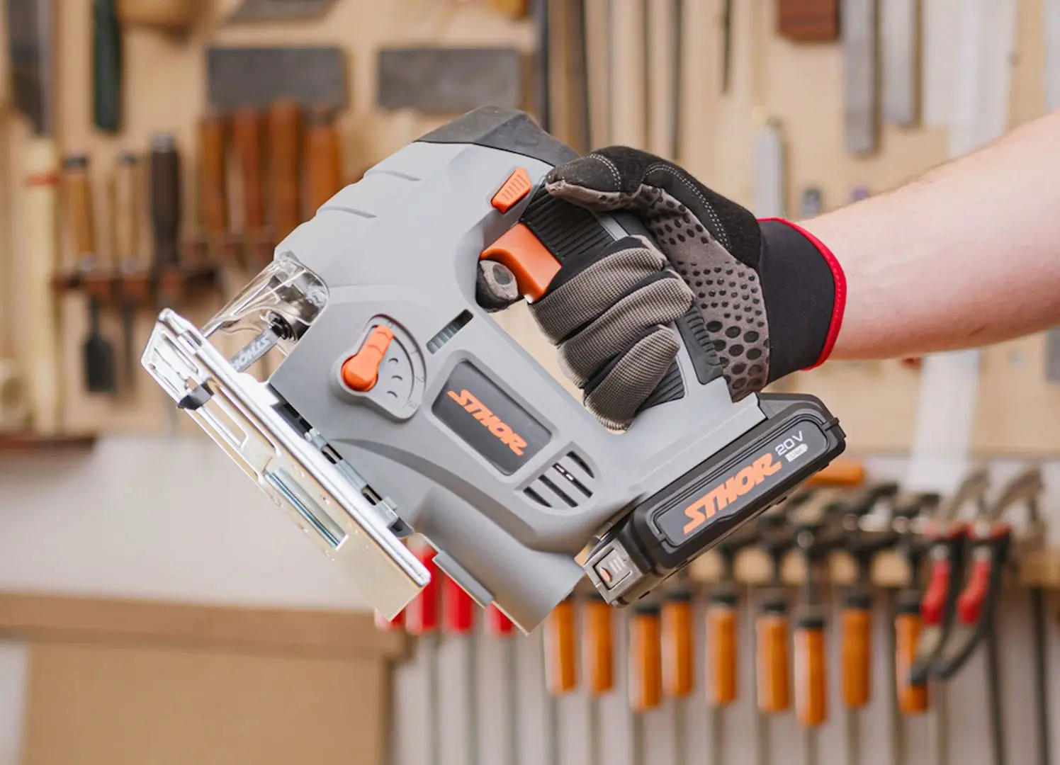 Лобзик аккумуляторный Sthor 78136