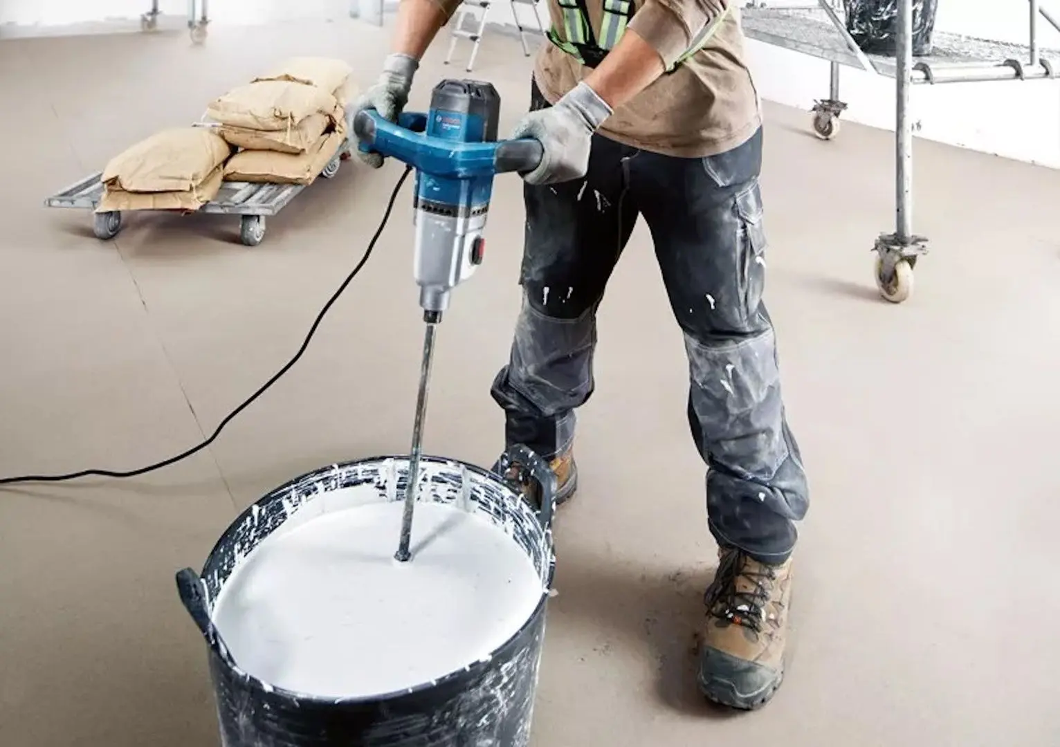 Миксер строительный Bosch Professional GRW 140