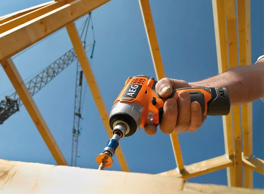 Set instrumente cu acumulator AEG P12DLI-152B (Orange/Black)