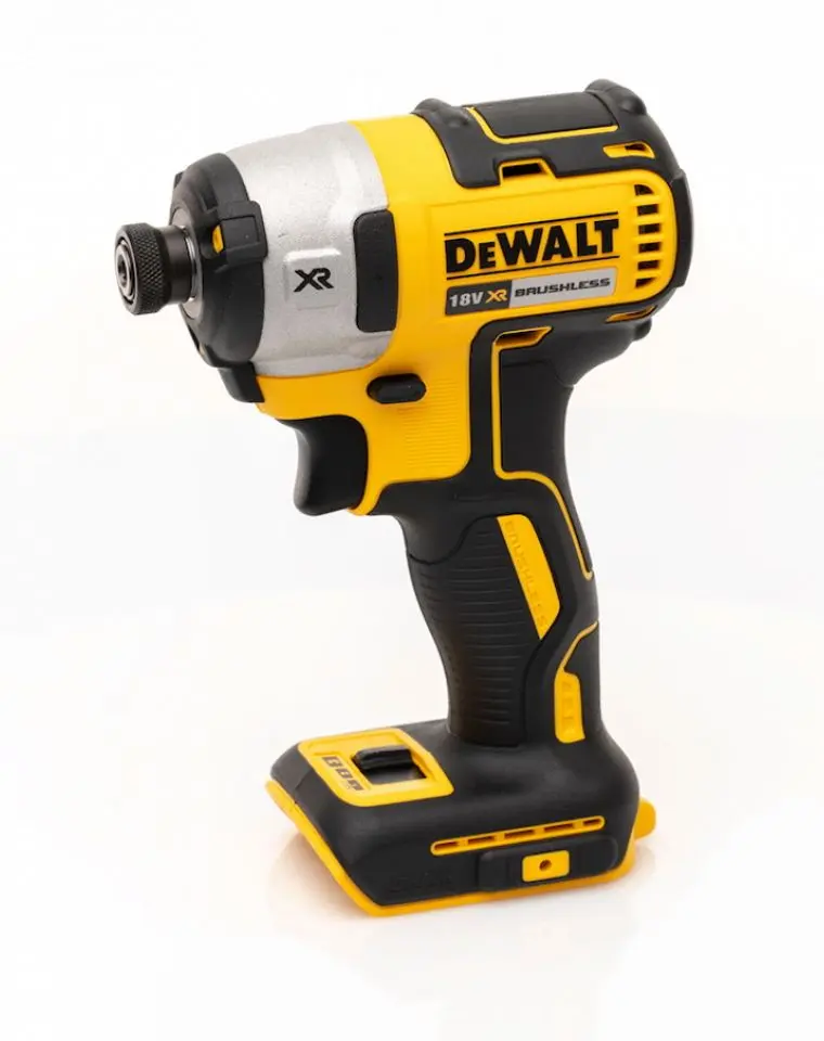Set scule cu acumulator Dewalt DCK305P3T - 3
