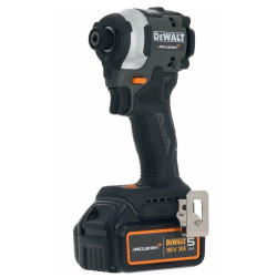 Набор аккумуляторных инструментов Dewalt McLaren DCK200MM2T Thumb