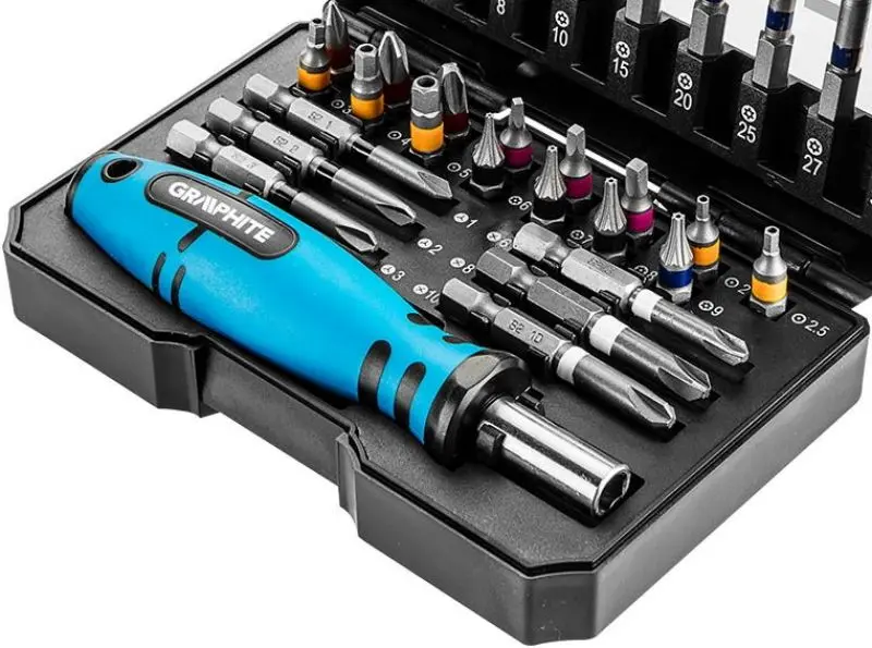 Набор бит с держателем Graphite 56H602
