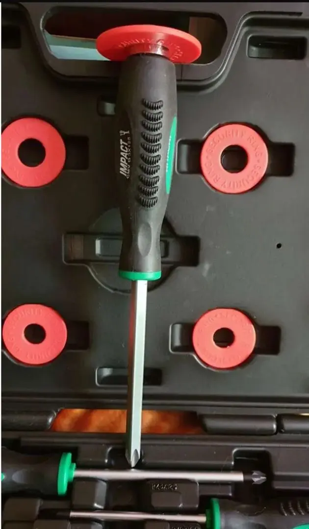 Set surubelnite Hitachi 774007