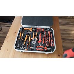 Набор инструментов Neo Tools 01-310 Thumb