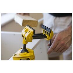 Тиски универсальные Stanley 1-83-069 Thumb