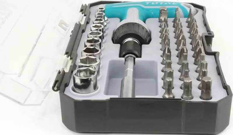 Set surubelnita + biti Total TACSD30476