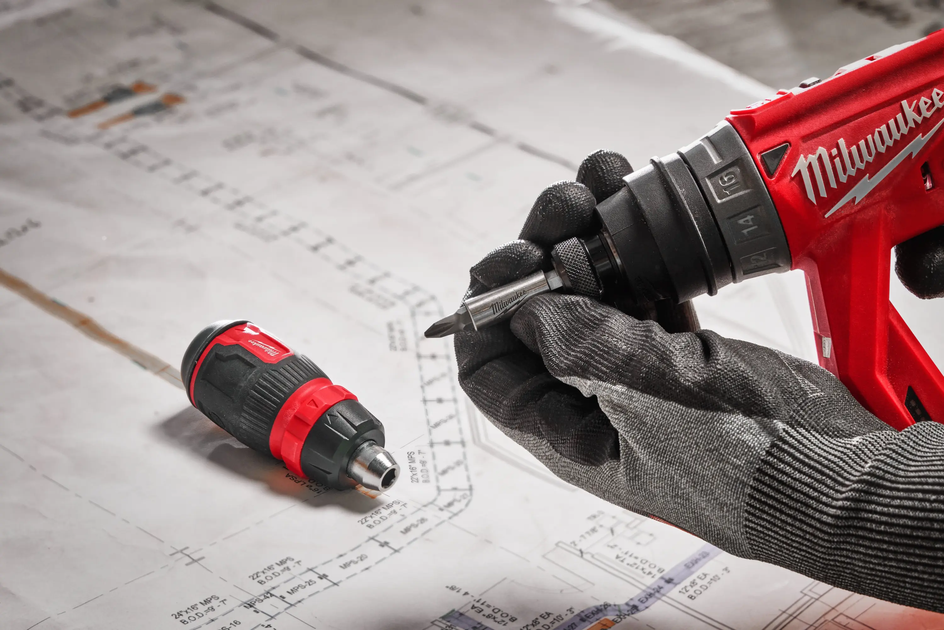 Set surubelnita + biti Milwaukee (4932480581)