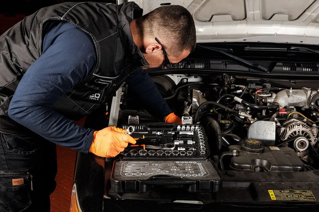 Набор торцевых головок с трещоткой Neo Tools 10-019