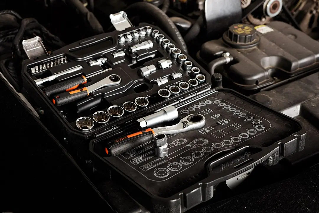 Набор торцевых головок с трещоткой Neo Tools 10-019