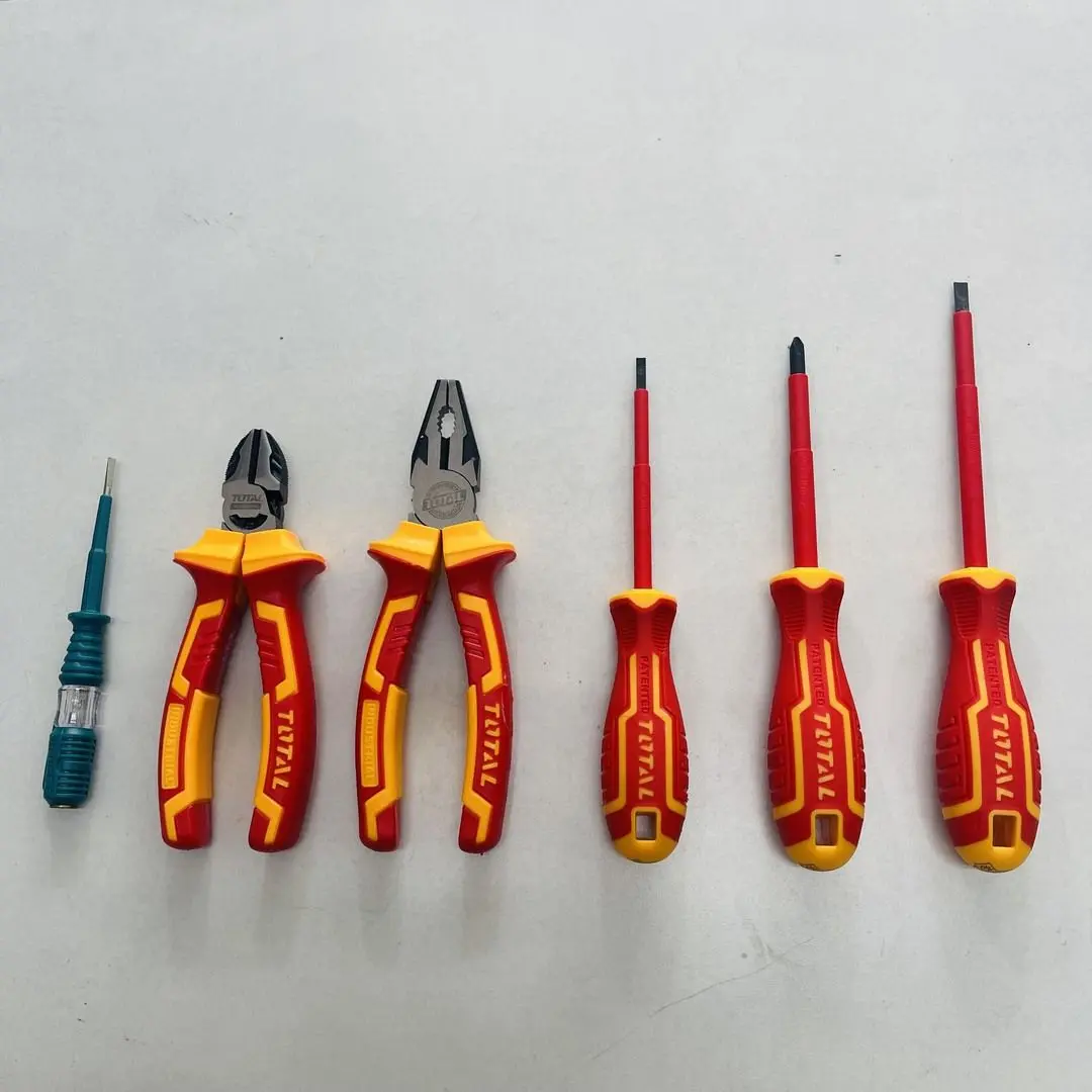 Set scule Total Tools THKIST3062 (Red/Yellow)