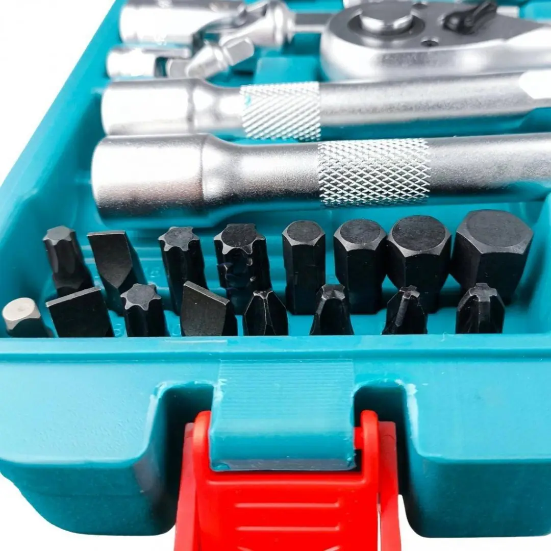 Set scule Total THT421802