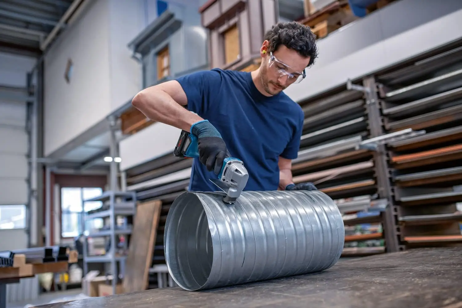 Foarfece de taiat tabla Bosch Professional GSC 18V-16 E 2x4.0 Ah + L-Boxx